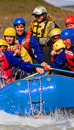 Aktivausflug auf einer Island Reise - Rafting auf einem Gletscherfluss