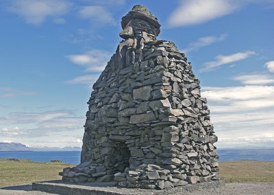 Steinstatue - West-Island