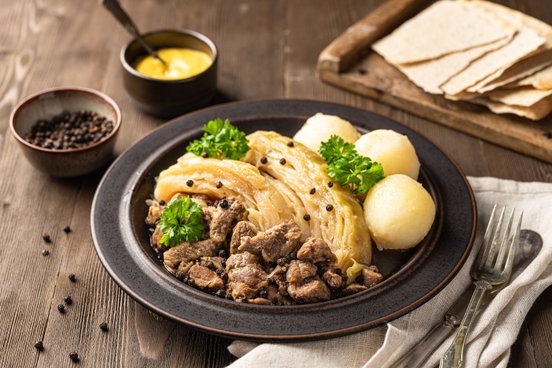 Traditionelles Weihnachtsessen aus Norwegen