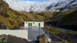 Seljavallalaug - Süd-Island