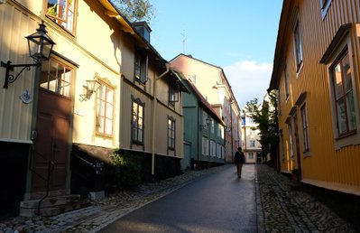 Spaziergang durch Gröna Lund in Stockholm