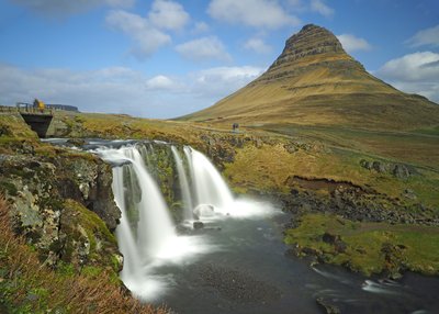 Der Berg Kirkjufell gehört zur Halbinsel Snæfellsnes