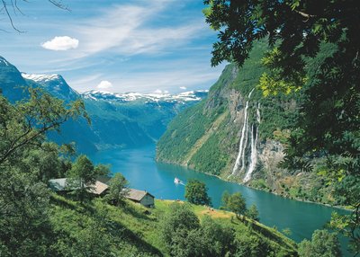 Der berühmte Geiranger Fjord in Norwegen