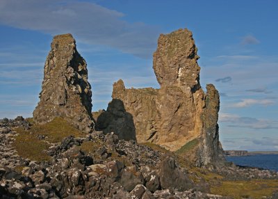 Lóndrangar - West-Island