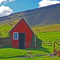 Nordost-Island - Bustarfell 