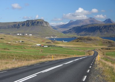 Hvalfjörður - West-Island