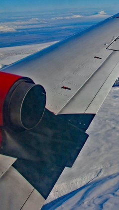 Reisen in Island - Blick aus dem Fenster während eines Inlandfluges