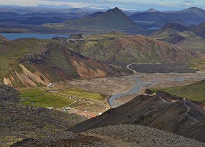 Landmannalaugar ist ein beliebtes Ausflugsziel