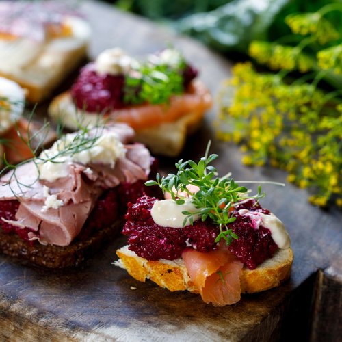 Beliebtes Buffet welches zu Weihnachten und zu anderen Familienfesten kredenzt wird.