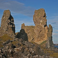 Lóndrangar - West-Island