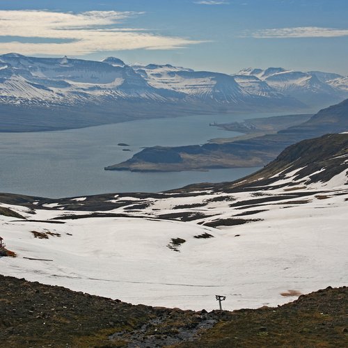 Reyðarfjörður - Ost-Island