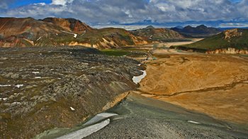 Immer ein Thema auf Islandreisen - Vulkanismus und bunte Berge