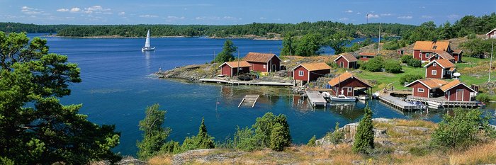Typisch für Schweden Reisen - Küste, Wald und rote Holzhäuser