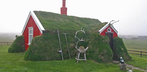 Bakkagerði - Ost-Island