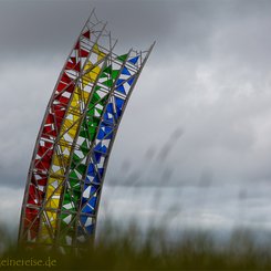 Regenbogenskulptur Keflavik - Reykjanes