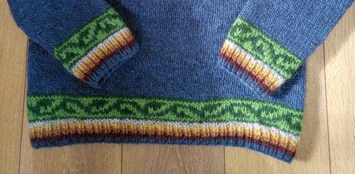 Islandpullover unten